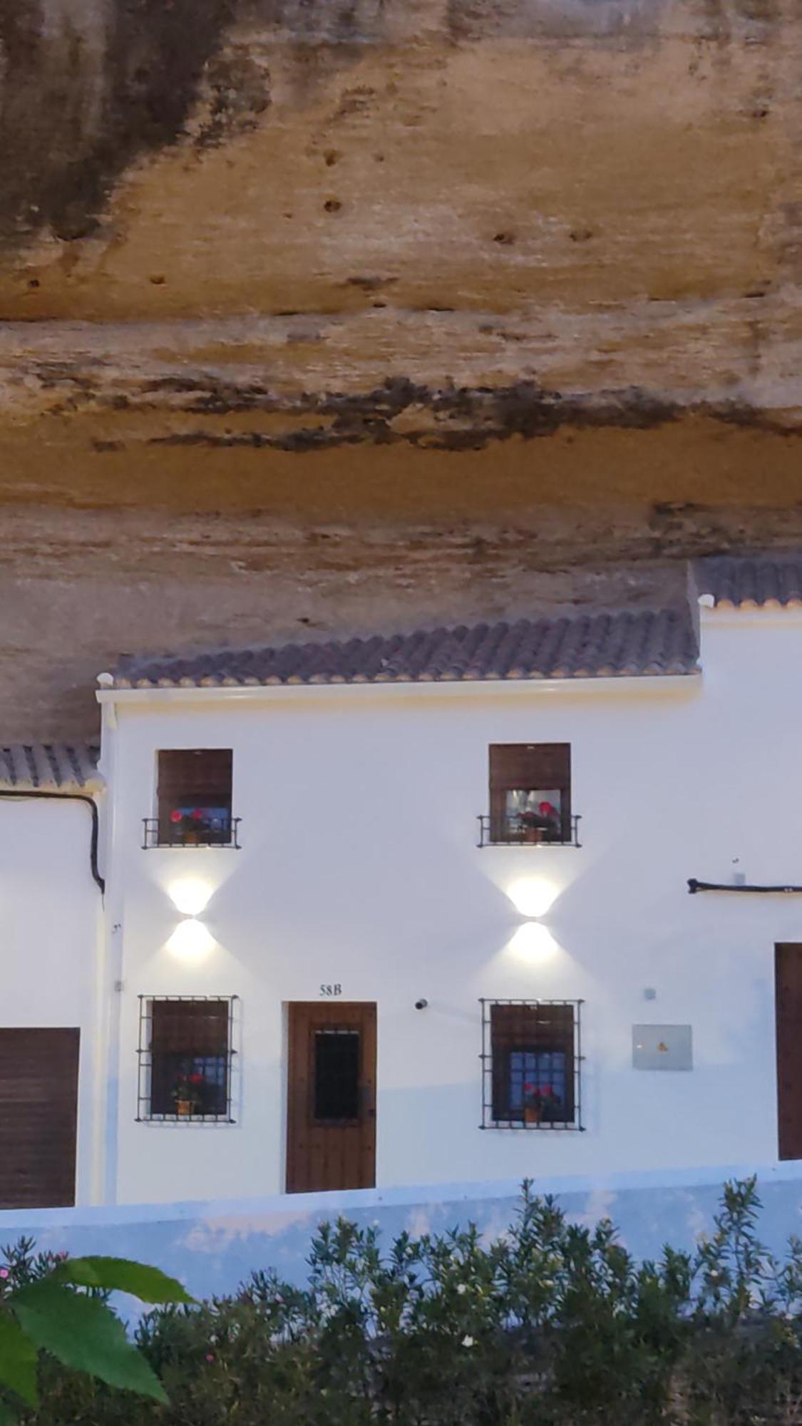 Casa Cueva Las Chicas Del Puente Setenil De Las Bodegas Δωμάτιο φωτογραφία