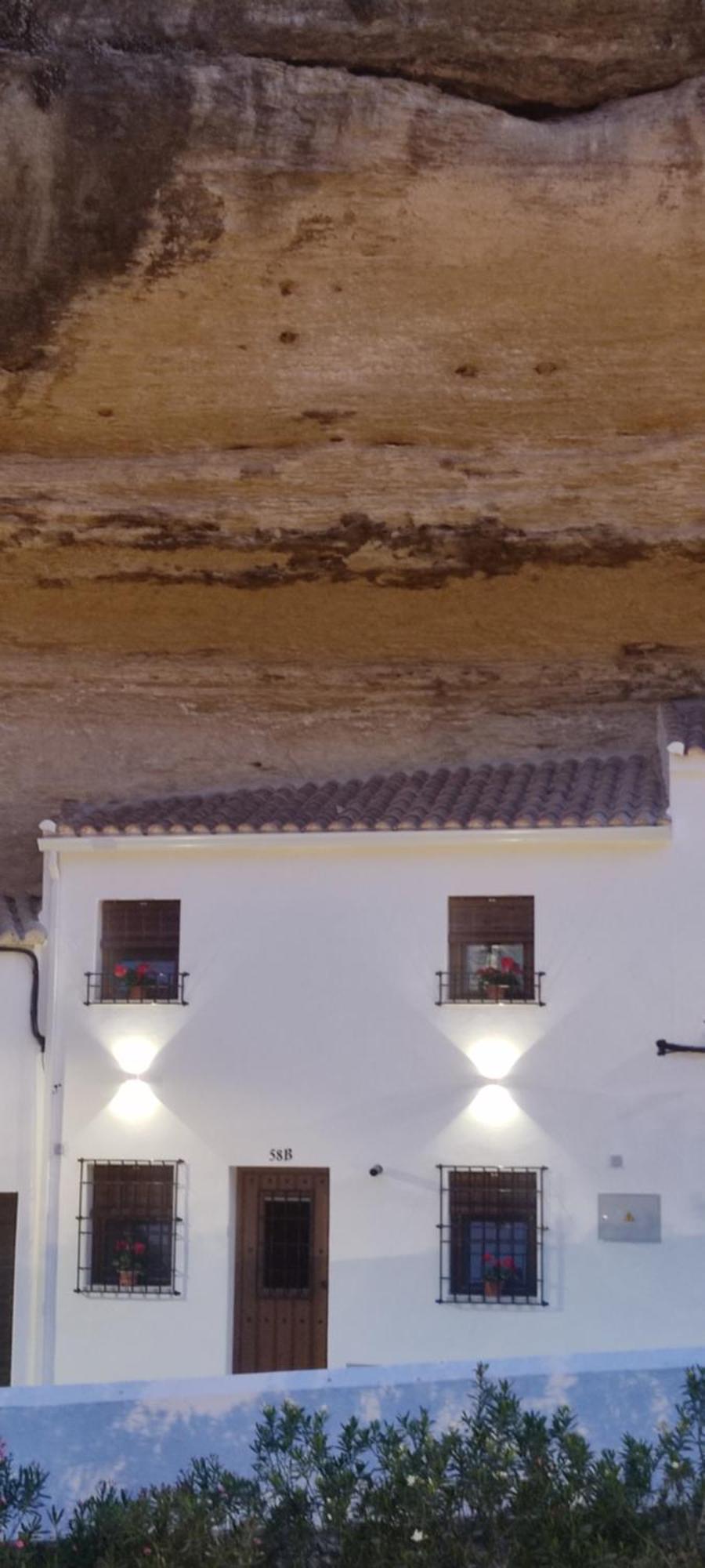 Casa Cueva Las Chicas Del Puente Setenil De Las Bodegas Δωμάτιο φωτογραφία